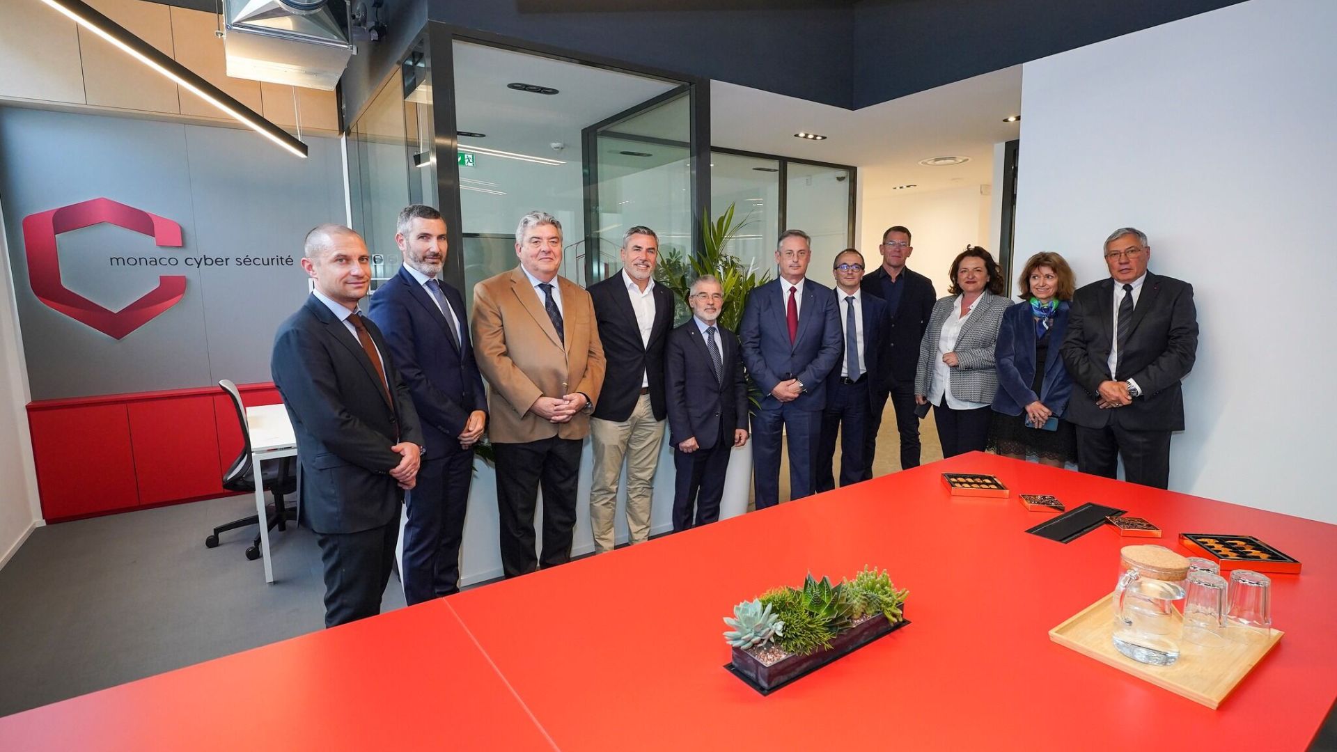 Visite de nos locaux par S.E.M. le Ministre d’Etat Pierre Dartout