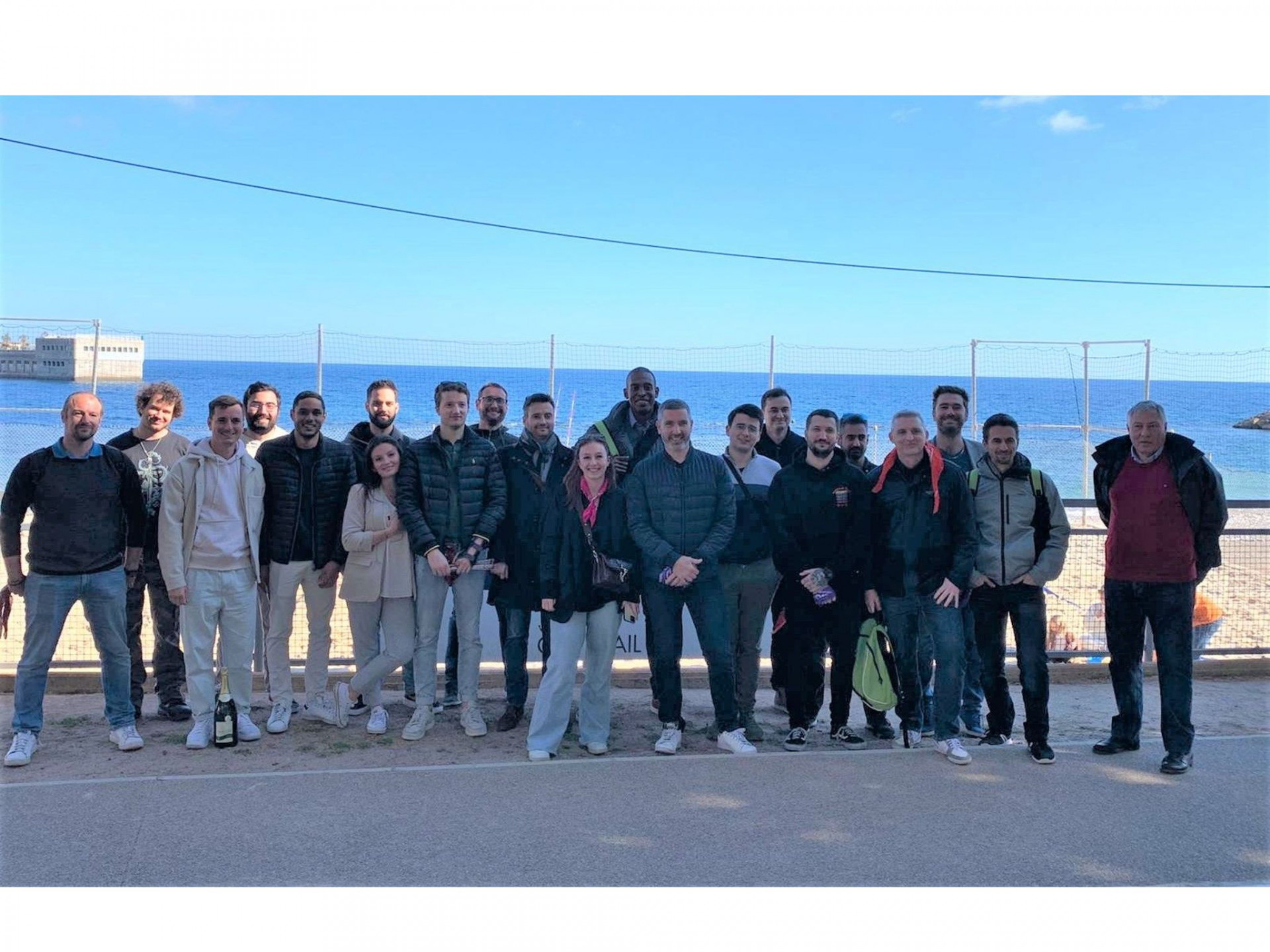 TEAM BUILDING